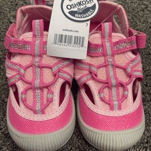 OshKosh Myra toddler shoes.  Machine washable.  Pink. Size 7